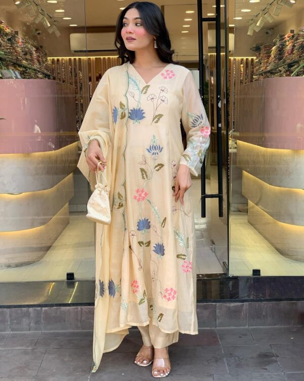 1750473835 GoSriKi Womens Chanderi Anarkali Printed Kurta with Pant Dupatta.jpg
