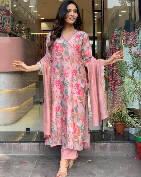 1750531954 GoSriKi Womens Rayon Blend Printed Straight Kurta with Pant Dupatta.jpg