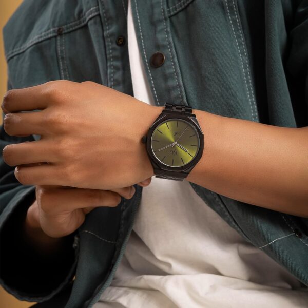 1750543538 Fastrack Analog Green Dial Mens Watch FV30026NM01.jpg