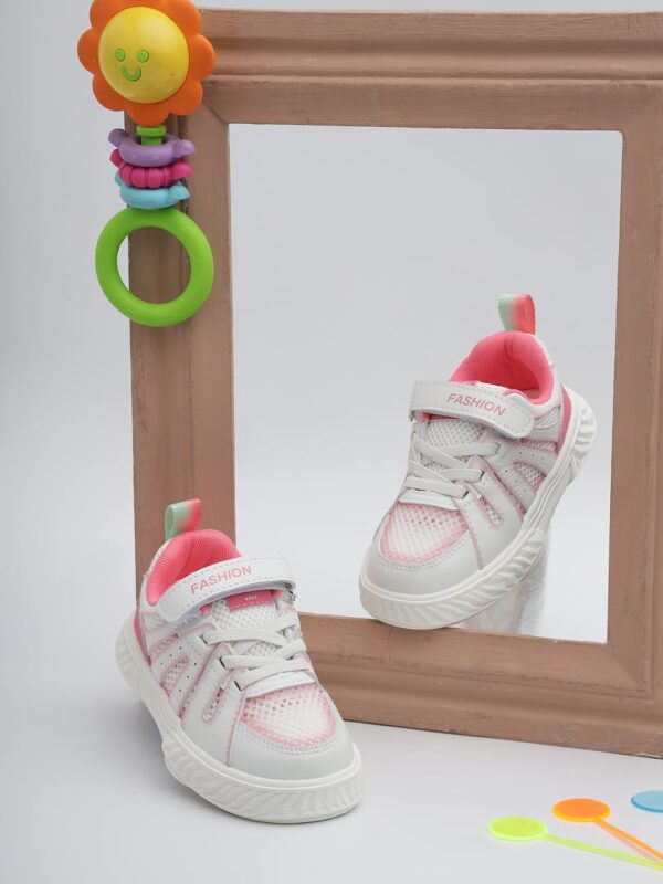 1750591037 TRUFFLE COLLECTION Kids Unisex C557 Sneakers.jpg