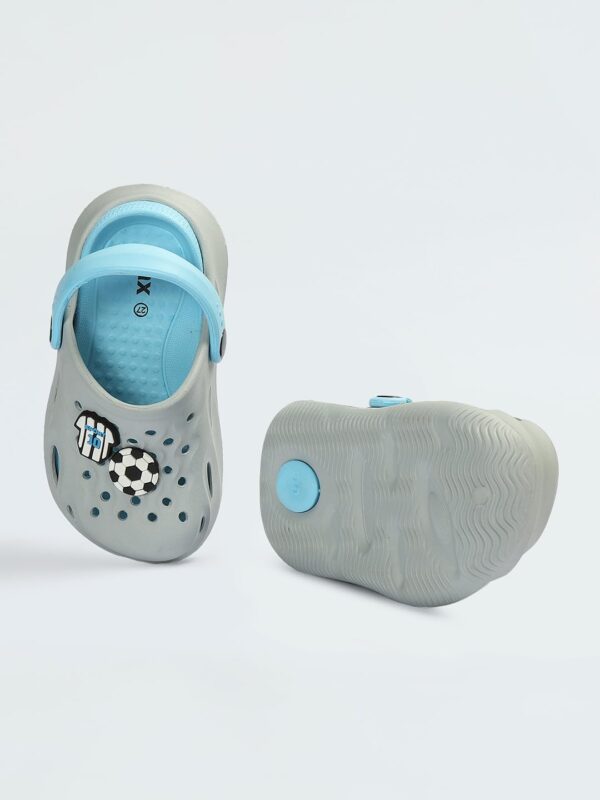 1750607594 Max Boys Clogs.jpg