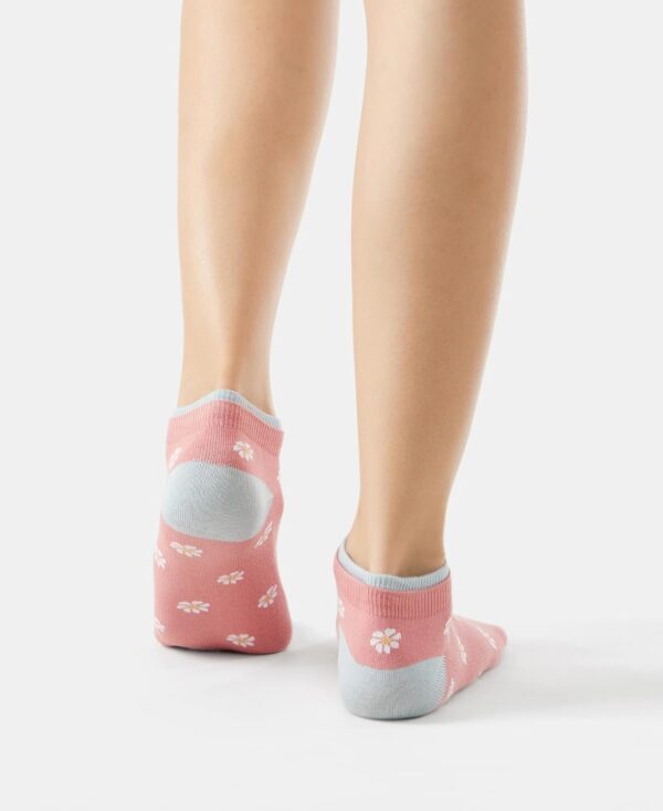 1750883256 Jockey 7480 Womens Compact Cotton Stretch Low Show Modern Socks with Stay Fresh Treatment Pack of 2.jpg
