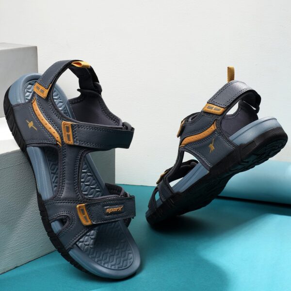 1750979559 SPARX Men Buckle Sandal.jpg
