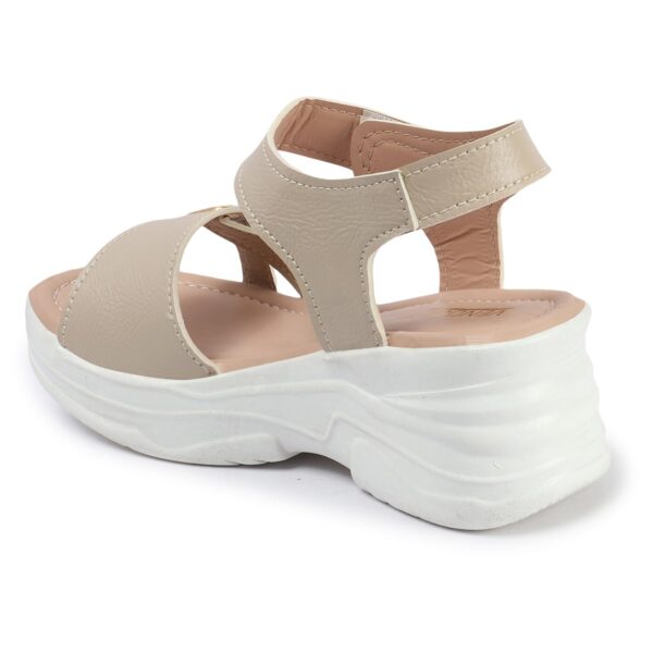 Vendoz Women Casual Cream Wedges Sandal - Image 5