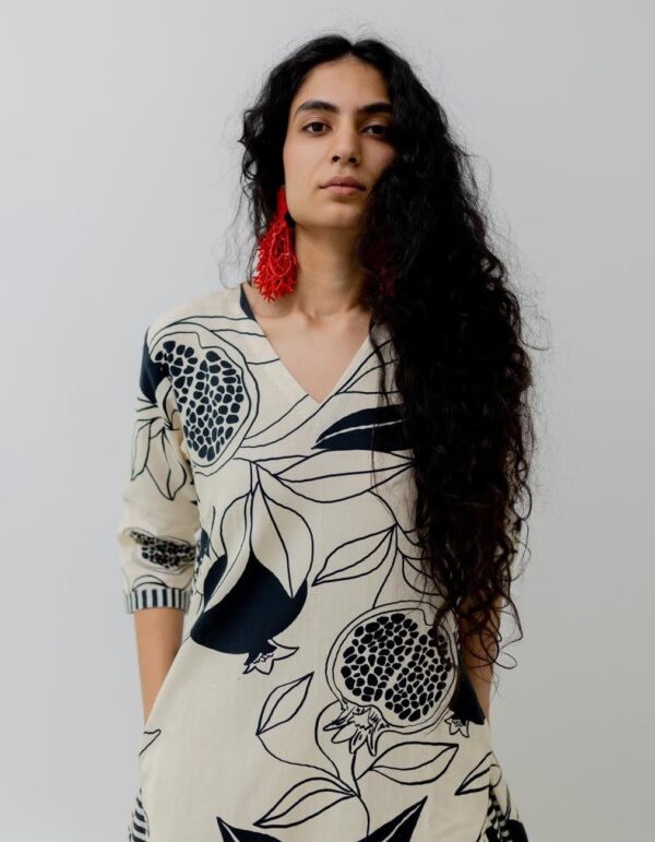 GoSriKi Women's Cotton Blend Straight Printed Kurta with Pant - Image 5