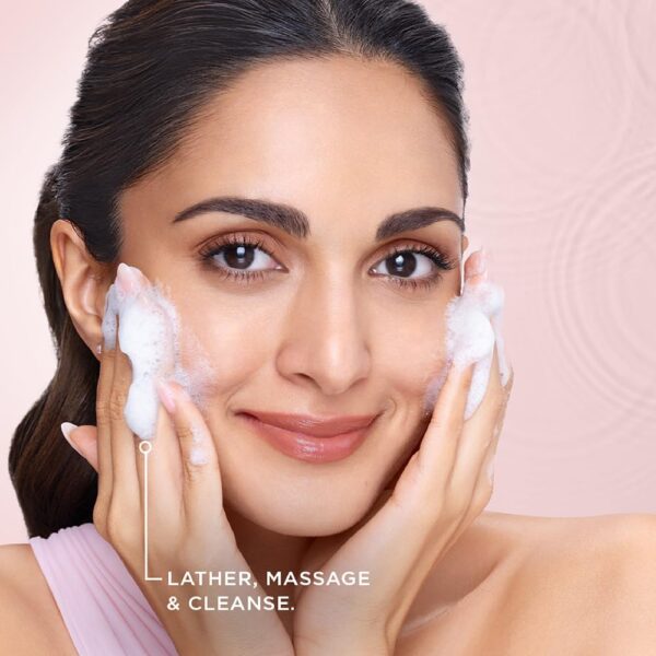 POND's Bright Beauty Anti-Dullness & Brightening Facewash With Niacinamide | For Glass-Skin Like - Image 6