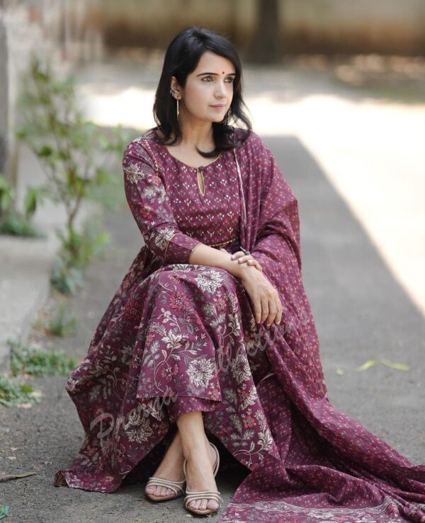 Alvami Women Anarkali Kurta and Pant Set with Dupatta - Image 7