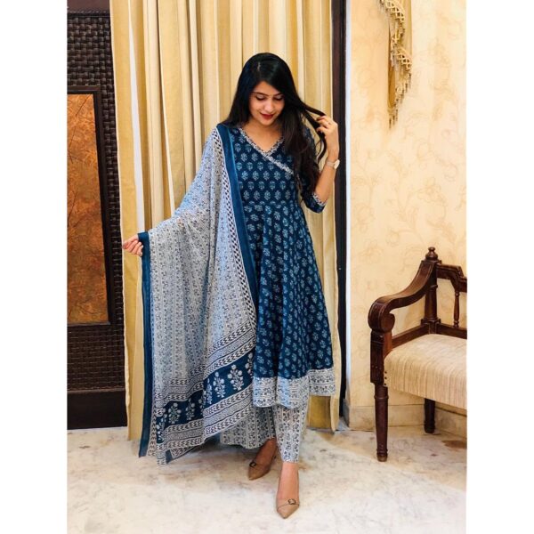 KLOSIA Women's Rayon Anarkali Kurta Pant and Dupatta Set - Image 6