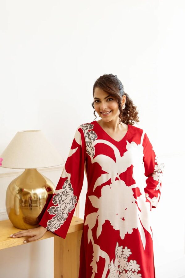 GoSriKi Women's Rayon Viscose Straight Printed Kurta with Palazzo - Image 6