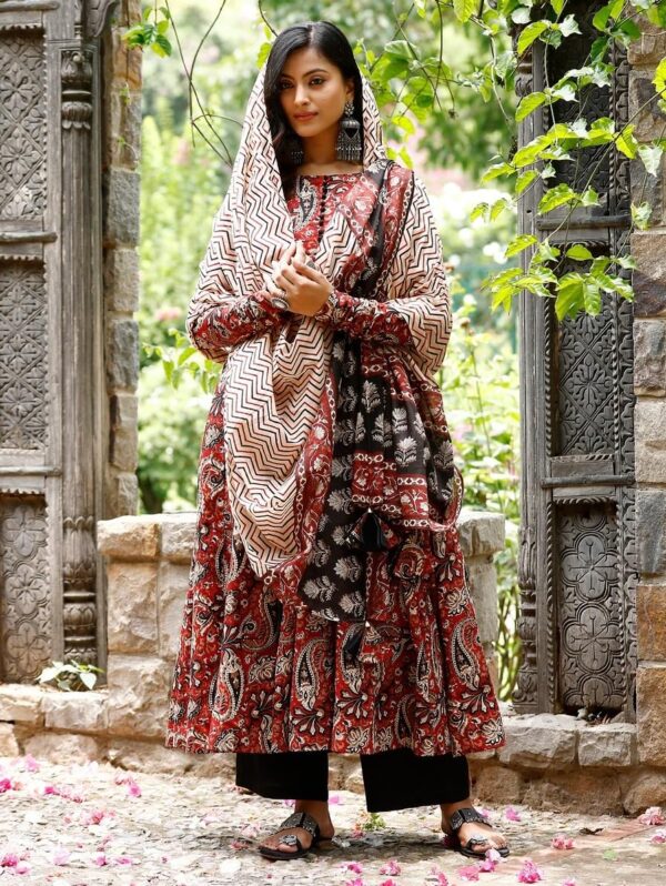 Nermosa Women Printed Anarkali Kurta and Pant Set with Dupatta - Image 8