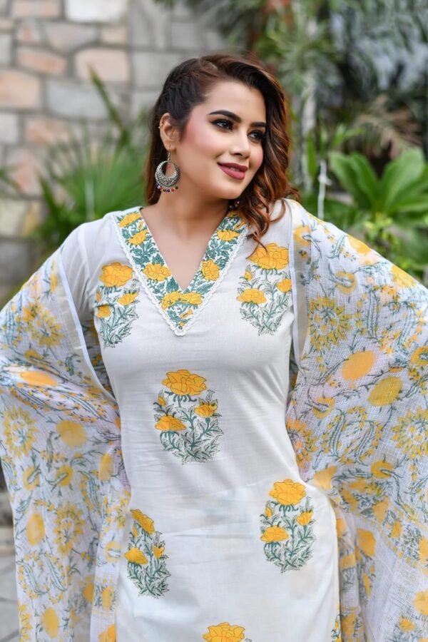 KLOSIA Women Viscose Straight Block Printed Kurta Pant With Dupatta - Image 3