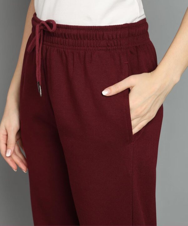 Alan Jones Clothing Women's Regular Fit Mid Rise Fleece Jogger Regular Pants Winterwear - Image 6