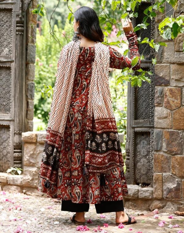 Nermosa Women Printed Anarkali Kurta and Pant Set with Dupatta - Image 4