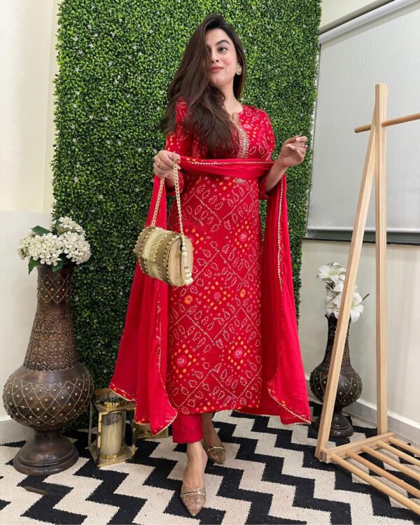 GoSriKi Women's Rayon Viscose Straight Bandhej Printed Kurta with Pant & Dupatta - Image 3