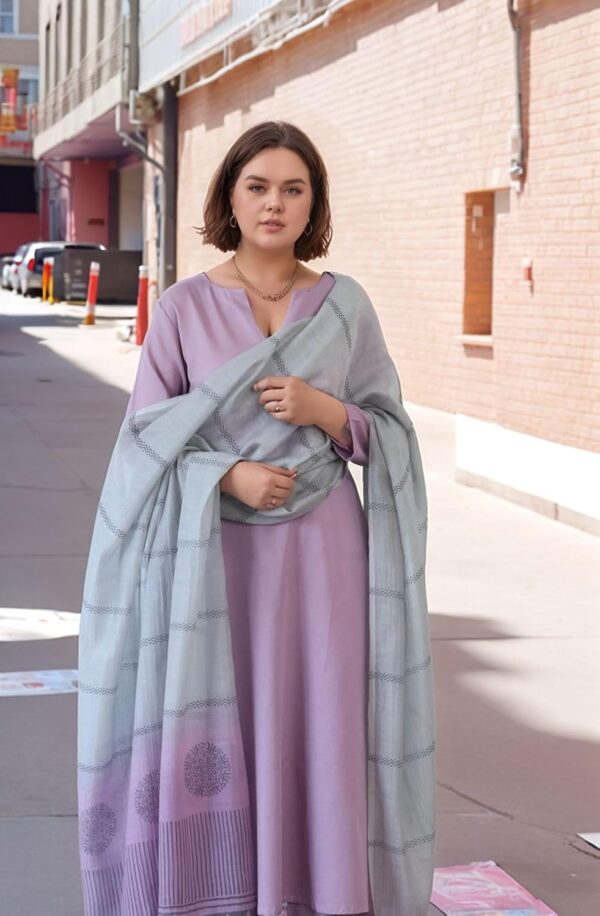 GoSriKi Womens Rayon Viscose Solid Straight Kurta with Pant Dupatta.jpg