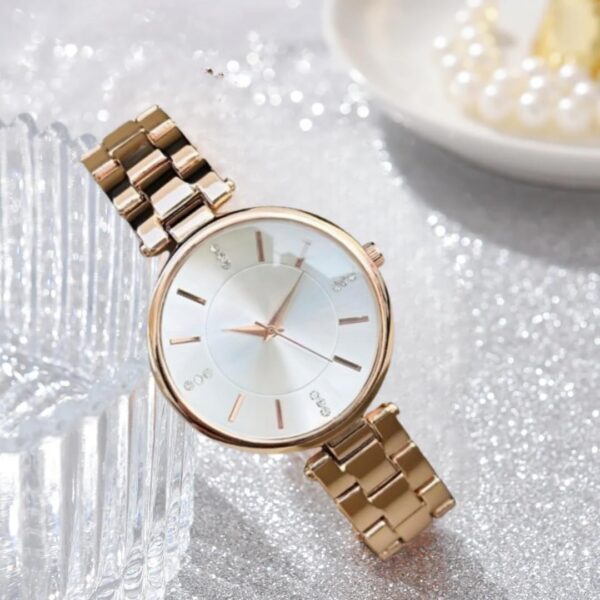 Oculus Ladies Woman Analogue Wrist Watch Rose Gold Chain Bracelet Strap Diamond Studded Dial Watch for Girl.jpg