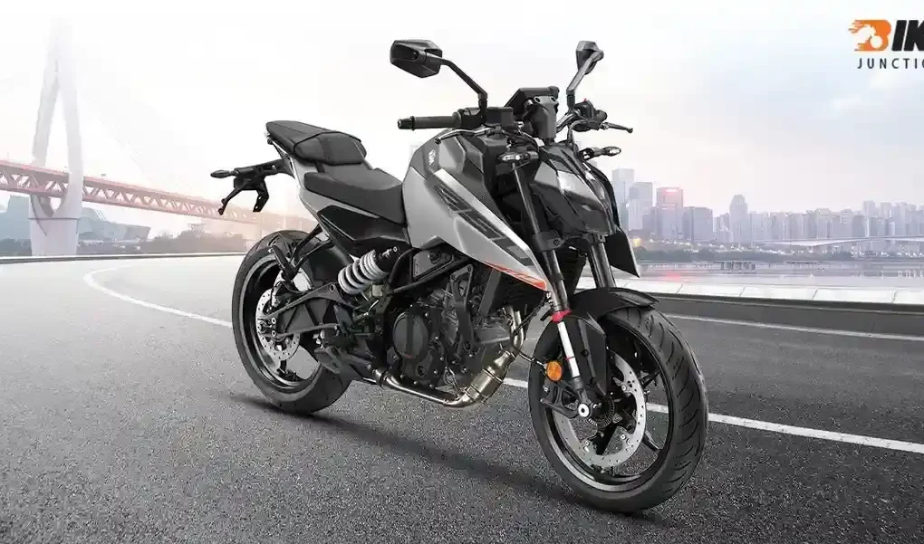 KTM 250 Duke launches new Silva