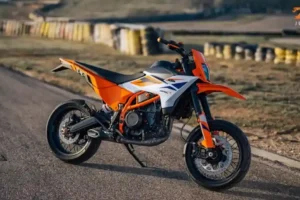 KTM 390 SMC R spotted testing