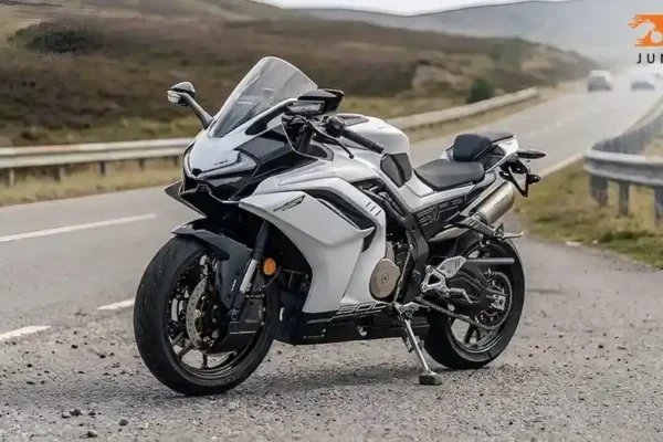 CFMoto 500SR shown with 499