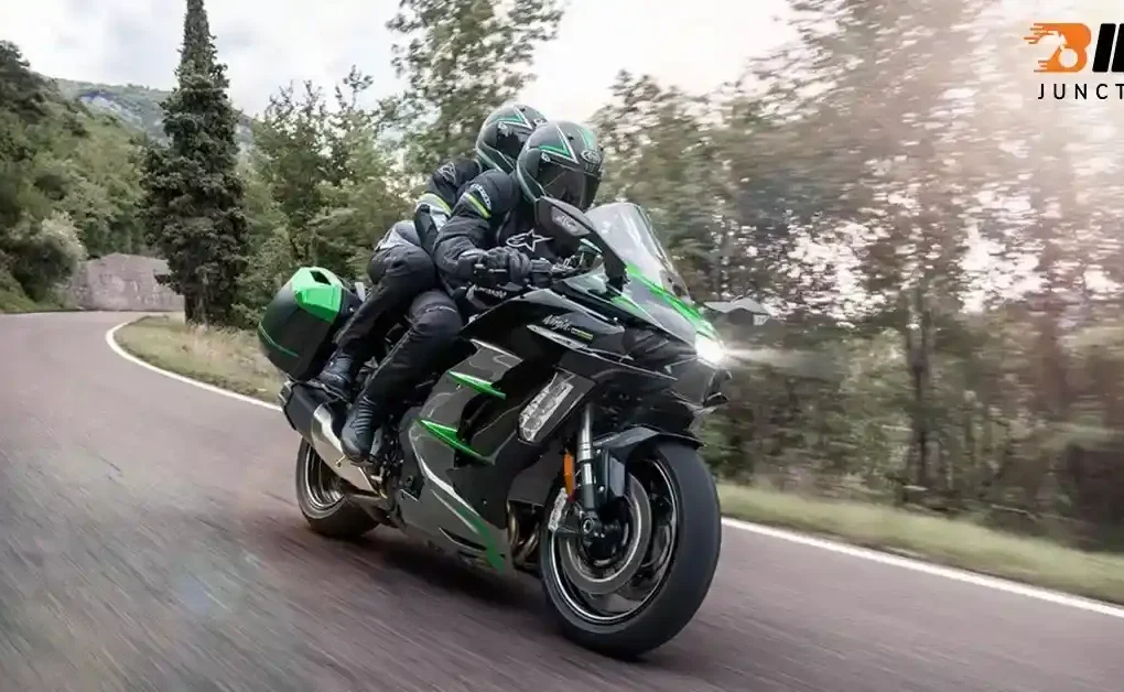 Supercharged 998cc engine and