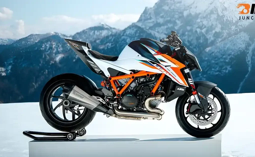 KTM 1390 Super Duke RR revealed