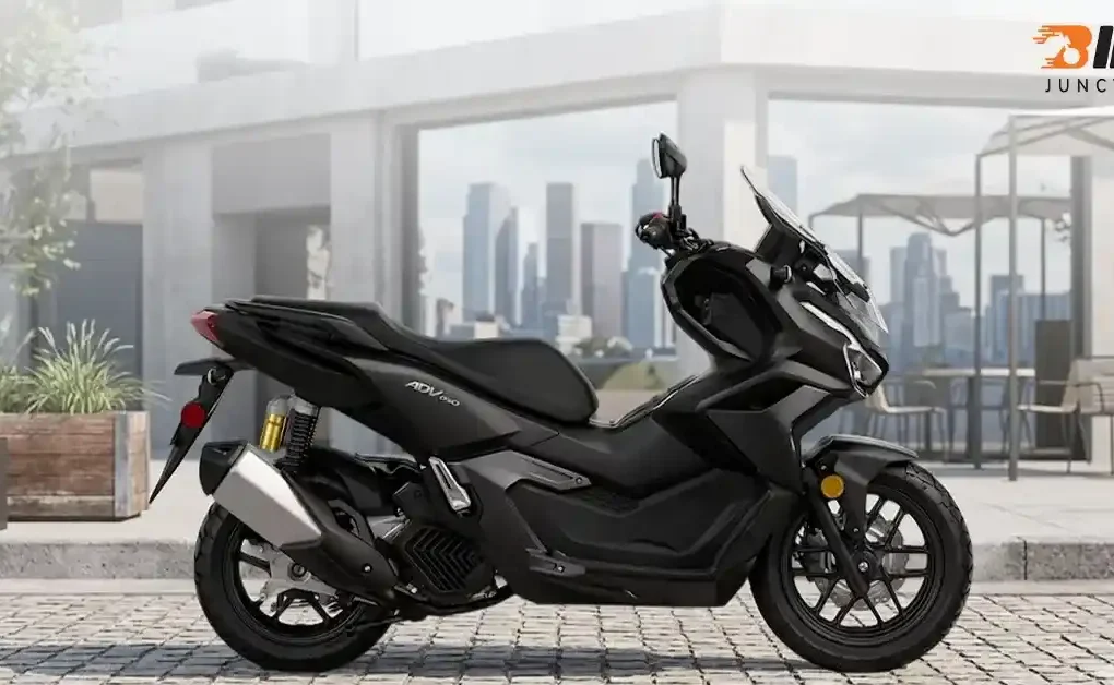Honda ADV160 Maxi-Scooter Pat